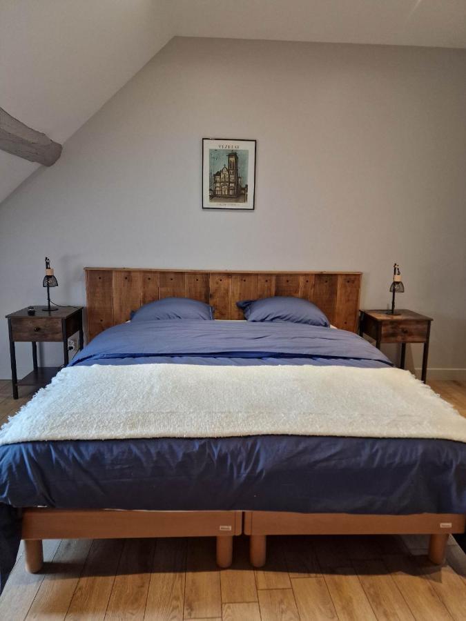 Appartement Au Coeur De Vezelay - Galerie 10 Eksteriør bilde