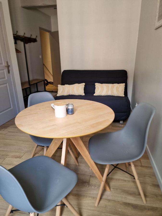 Appartement Au Coeur De Vezelay - Galerie 10 Eksteriør bilde