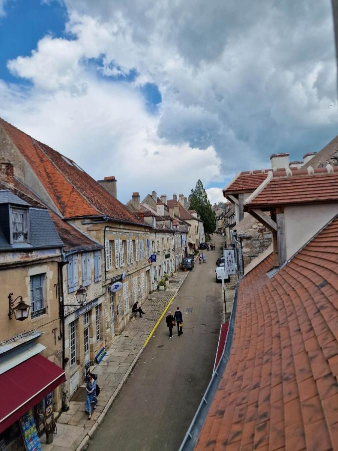 Appartement Au Coeur De Vezelay - Galerie 10 Eksteriør bilde