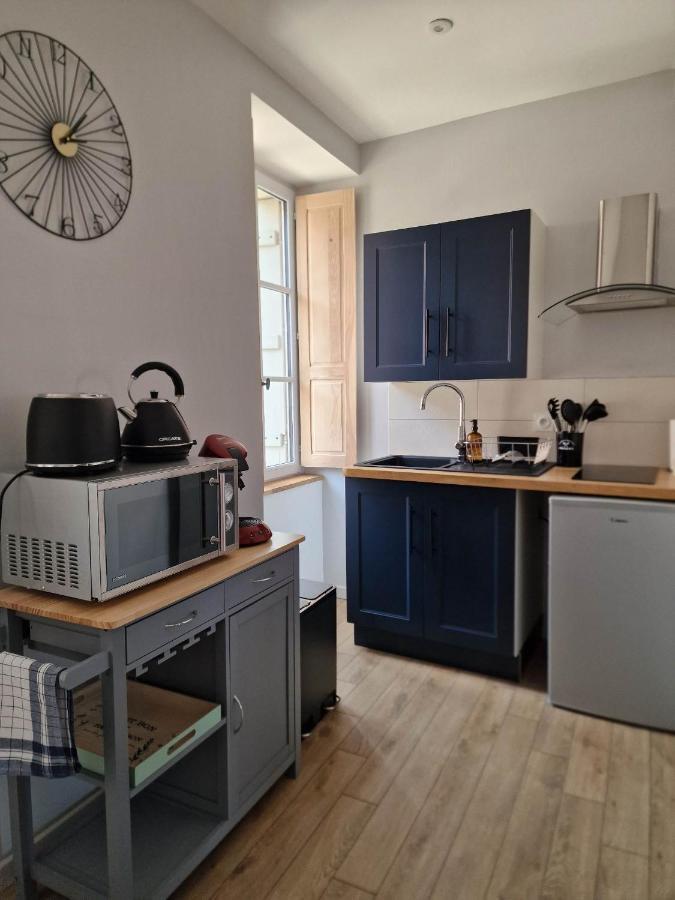 Appartement Au Coeur De Vezelay - Galerie 10 Eksteriør bilde
